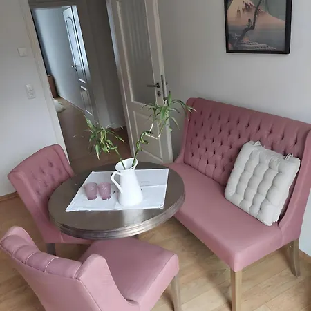 Apartment Quartier 76 *