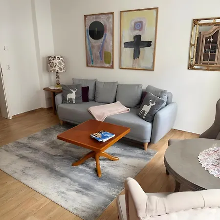 Modernes 65qm Im Herzen Schwerins * Σβερίν